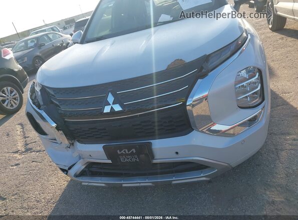 JA4J3VA82PZ040335 2023 MITSUBISHI OUTLANDER Белый Вид щитка приборов