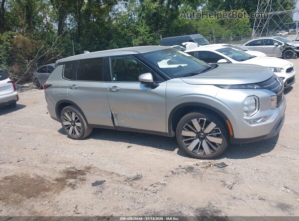 JA4J3VA82SZ014746 2025 MITSUBISHI OUTLANDER Silver Вид задньої частини салону