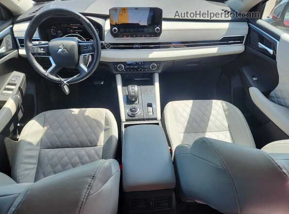 JA4J3VA85PZ006986 2023 MITSUBISHI OUTLANDER Red Вид панелі приладів