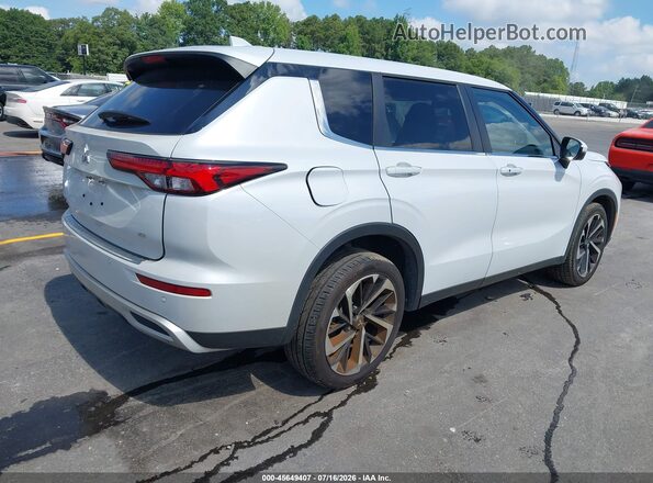 JA4J3VA85RZ047024 2024 MITSUBISHI OUTLANDER Silver Trasero derecho