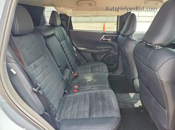 JA4J3VAB0TZ027752 2026 MITSUBISHI OUTLANDER Серый Вид задней части салона
