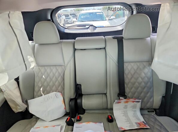 JA4J3WA88RZ032748 2024 MITSUBISHI OUTLANDER White Rear seats view