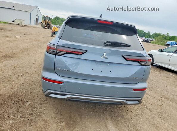 JA4J3WA8XSZ024043 2025 MITSUBISHI OUTLANDER Blue Вид ззаду