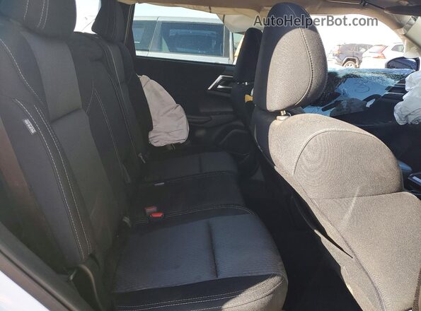 JA4J4TA84NZ053506 2022 MITSUBISHI OUTLANDER Белый Вид задних сидений
