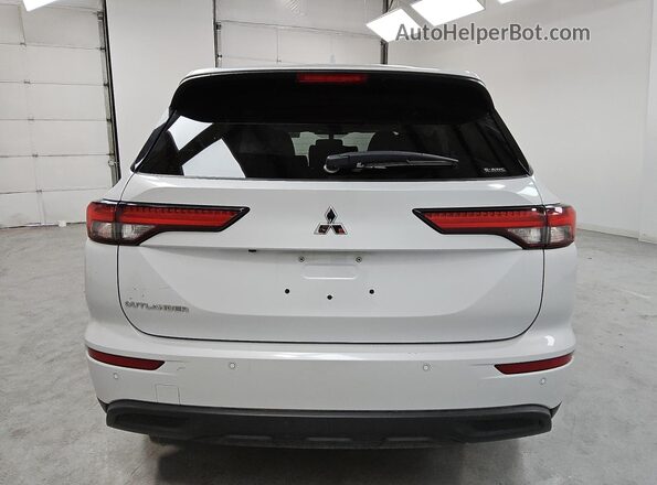 JA4J4TA88NZ033159 2022 MITSUBISHI OUTLANDER White 