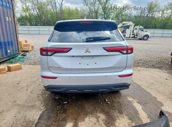 JA4J4UA80RZ074218 2024 MITSUBISHI OUTLANDER White Widok z tyłu