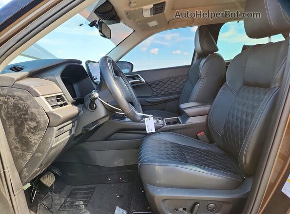 JA4J4VA85PZ042058 2023 MITSUBISHI OUTLANDER Brown Front interior view