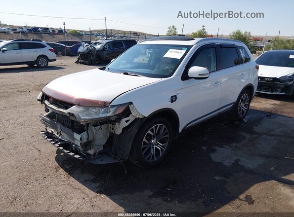 JA4JZ4AX0GZ011867 2016 MITSUBISHI OUTLANDER White Vista tres cuartos delantera izquierda