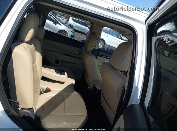 JA4JZ4AX0GZ011867 2016 MITSUBISHI OUTLANDER White Vista de la etiqueta del VIN