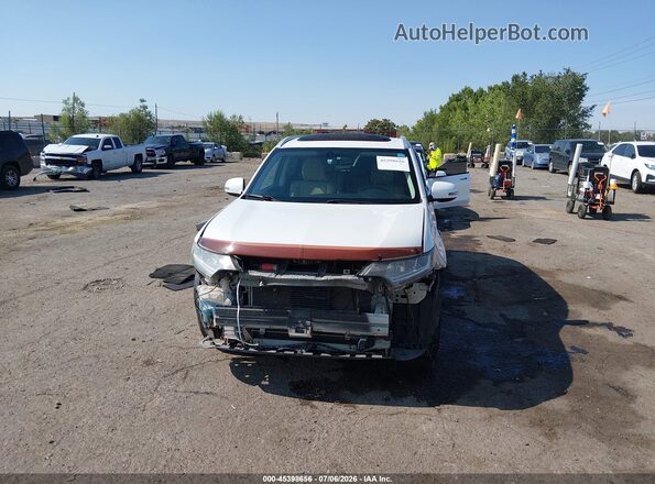 JA4JZ4AX0GZ011867 2016 MITSUBISHI OUTLANDER White Vista interior trasera