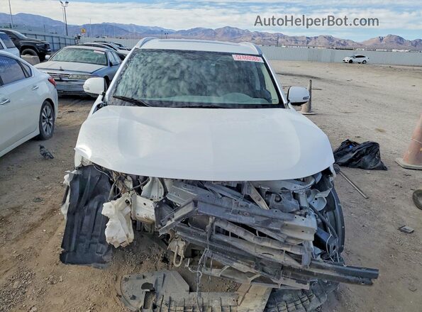 JA4JZ4AX1JZ064911 2018 MITSUBISHI OUTLANDER White Դիմացի տեսք
