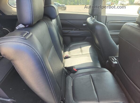 JA4JZ4AX2GZ000725 2016 MITSUBISHI OUTLANDER White Vista interior trasera