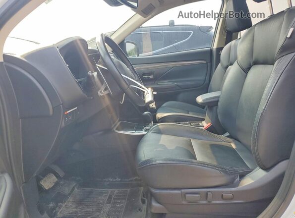 JA4JZ4AX3LZ603757 2020 MITSUBISHI OUTLANDER White Սալոնի դիմացի տեսք
