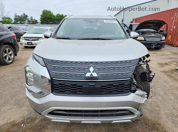 JA4T5VA93RZ623656 2024 MITSUBISHI OUTLANDER Silver Widok z przodu