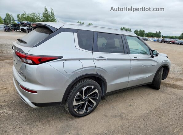 JA4T5VA93RZ623656 2024 MITSUBISHI OUTLANDER Silver Tył prawy