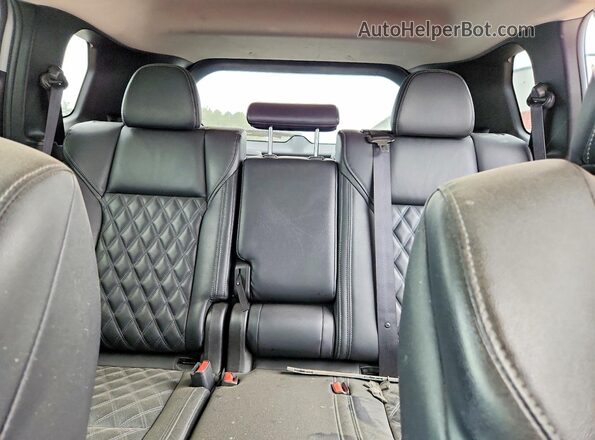 JA4T5VA93RZ623656 2024 MITSUBISHI OUTLANDER Silver Widok tylnych siedzeń