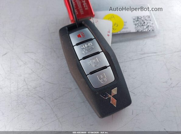 JA4T5WA93SZ042962 2025 MITSUBISHI OUTLANDER PHEV White Առջևի վահանակի տեսք