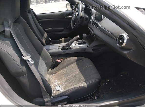 JC1NFAEK2H0105376 2017 FIAT 124 SPIDER White Widok wnętrza z przodu