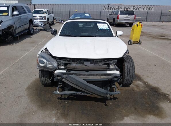 JC1NFAEK2H0105376 2017 FIAT 124 SPIDER White Widok wnętrza z tyłu