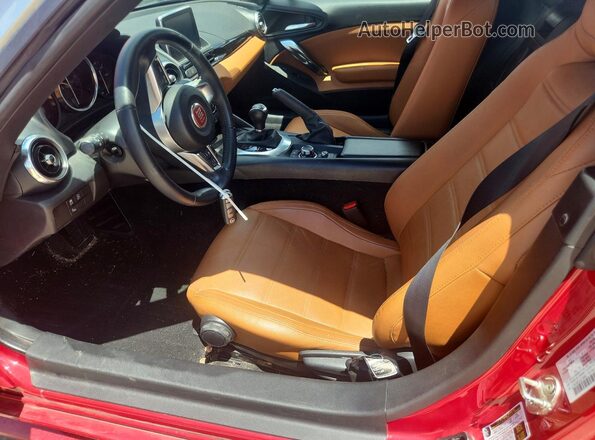 JC1NFAEK3J0134441 2018 FIAT 124 Red Вид салону спереду