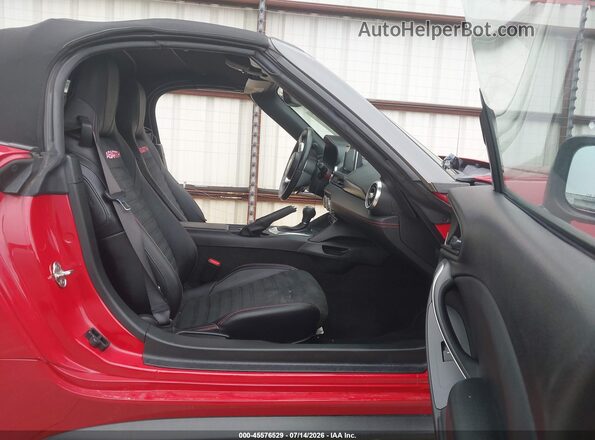 JC1NFAEK4K0143229 2019 FIAT 124 SPIDER Red წინა სალონის ხედი
