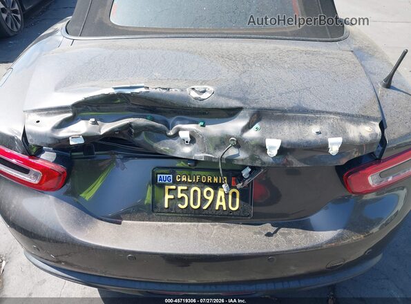 JC1NFAEK7H0105261 2017 FIAT 124 SPIDER Gray Widok z przodu