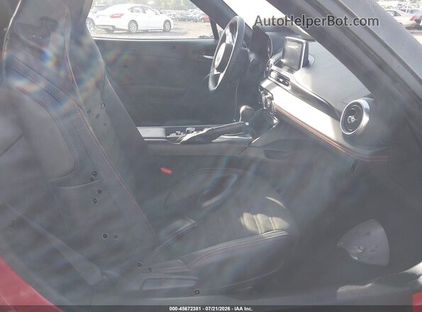 JC1NFAEKXH0120613 2017 FIAT 124 SPIDER Red Widok wnętrza z przodu