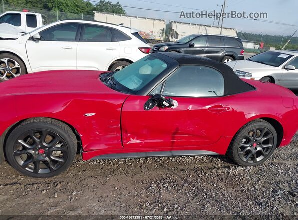 JC1NFAEKXH0120613 2017 FIAT 124 SPIDER Red Widok wnętrza 360 stopni