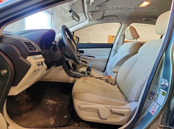 JF1GPAA66GH304728 2016 SUBARU IMPREZA Green Vista interior delantera