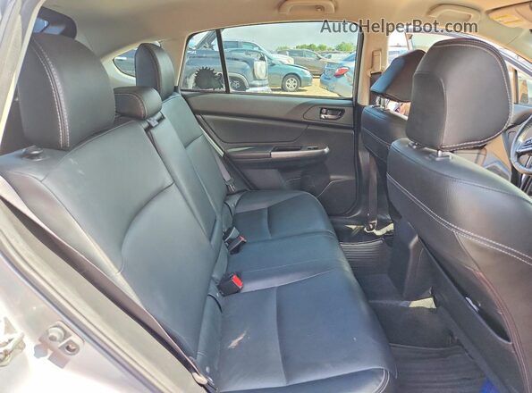 JF1GPAK67G8289364 2016 SUBARU IMPREZA Silver Widok tylnych siedzeń