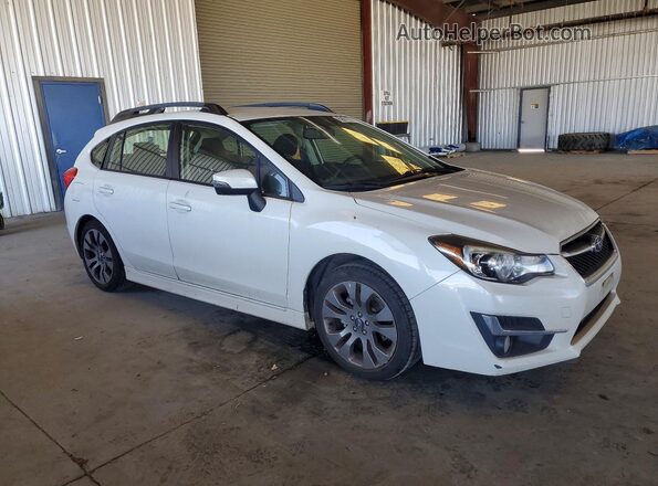 JF1GPAP6XGH288895 2016 SUBARU IMPREZA White Przód prawy