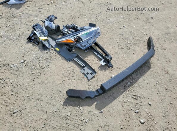 JF1GUABC4R8389973 2024 SUBARU IMPREZA White Շարժիչի բաժամունքի տեսք