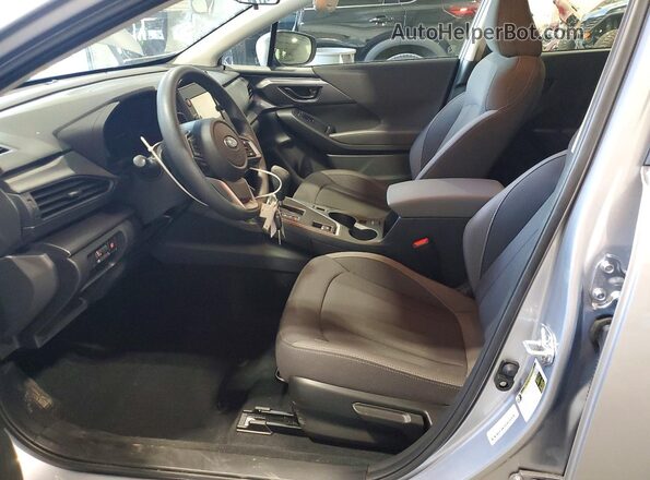 JF1GUABC9S8316829 2025 SUBARU IMPREZA Silver Vista interior delantera