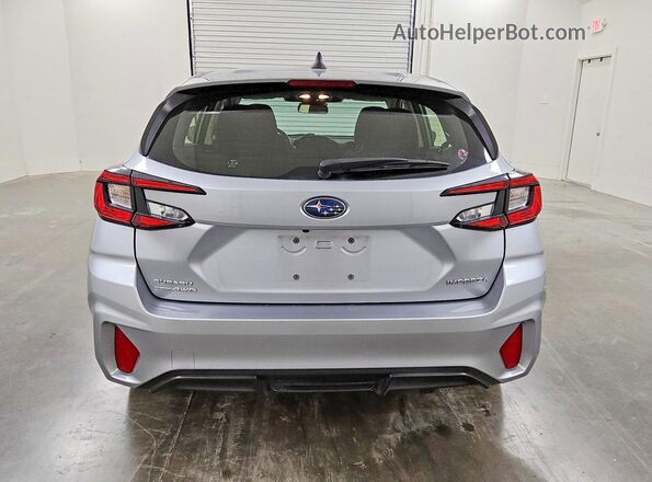 JF1GUAFC7S8201706 2025 SUBARU IMPREZA Silver Vista trasera