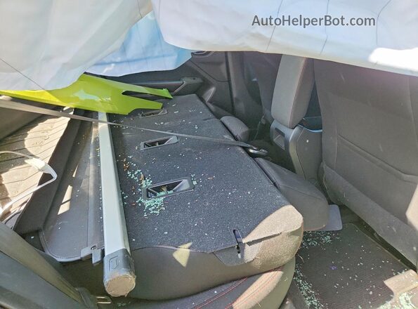 JF1GUAFC8T8228236 2026 SUBARU IMPREZA Green Rear interior view