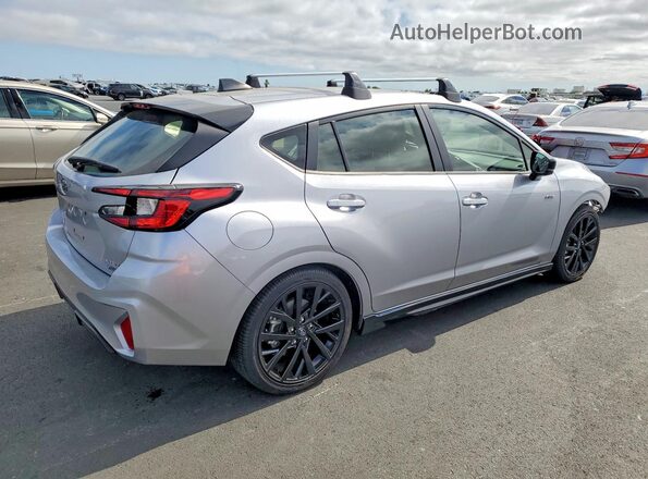 JF1GUHJC2R8876311 2024 SUBARU IMPREZA Серебряный Задняя правая четверть