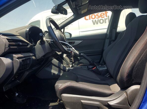 JF1VBAA6XN9024968 2022 SUBARU WRX Синий Вид салона спереди
