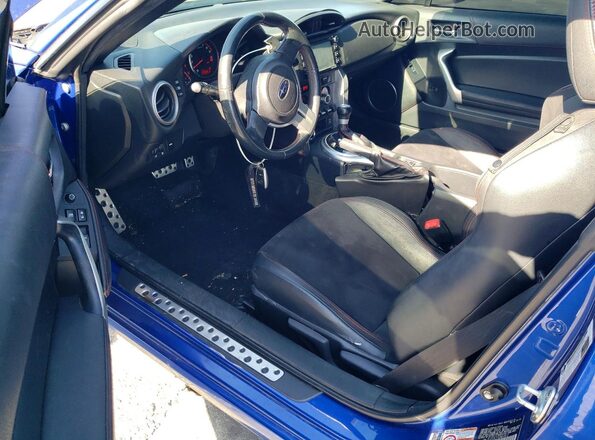JF1ZCAC11G8602612 2016 SUBARU BRZ Синий Вид панели приборов