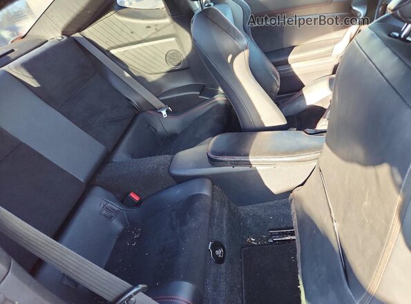 JF1ZCAC13G9602945 2016 SUBARU BRZ Red Widok tylnych siedzeń