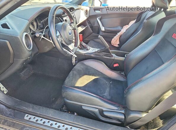JF1ZCAC17L8700988 2020 SUBARU BRZ Charcoal წინა სალონის ხედი