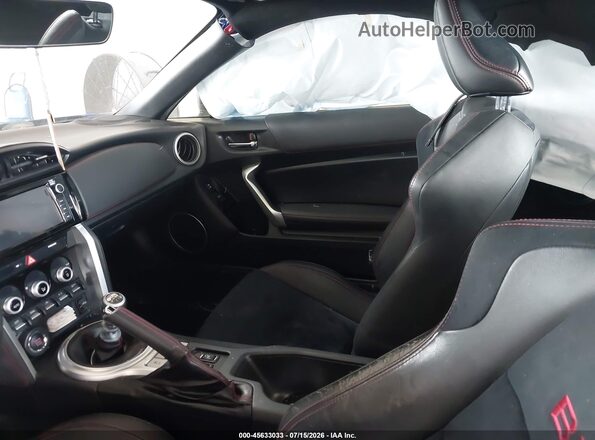 JF1ZCAC1XL9701613 2020 SUBARU BRZ Blue Front interior view