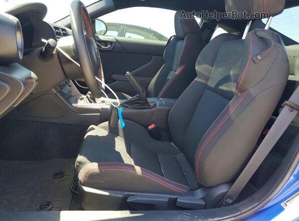 JF1ZDBB18R9701428 2024 SUBARU BRZ Blue Սալոնի դիմացի տեսք