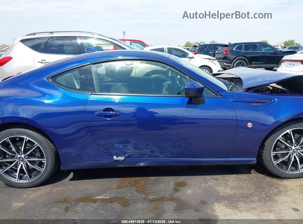 JF1ZNAA16H9703668 2017 TOYOTA 86 Blue Սալոնի հետևի տեսք