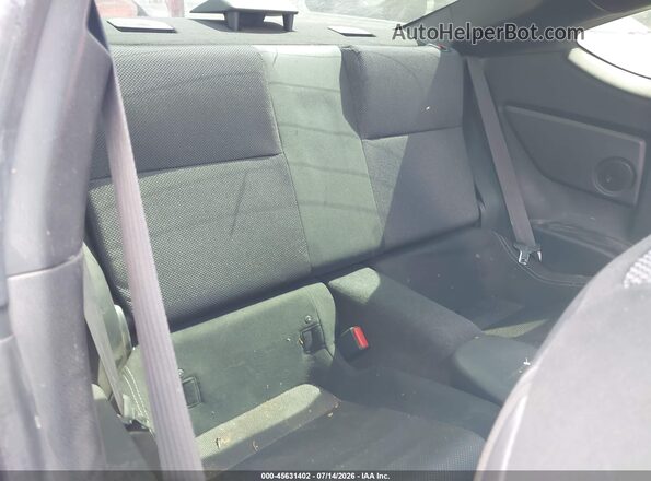 JF1ZNAA18H8701958 2017 TOYOTA 86 Red Widok naklejki z numerem VIN