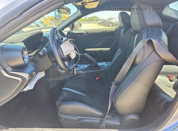 JF1ZNBE13P9763213 2023 TOYOTA GR Silver Вид салону спереду