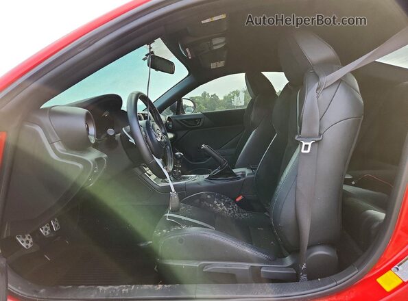 JF1ZNBE15P9756652 2023 TOYOTA GR Red Սալոնի դիմացի տեսք