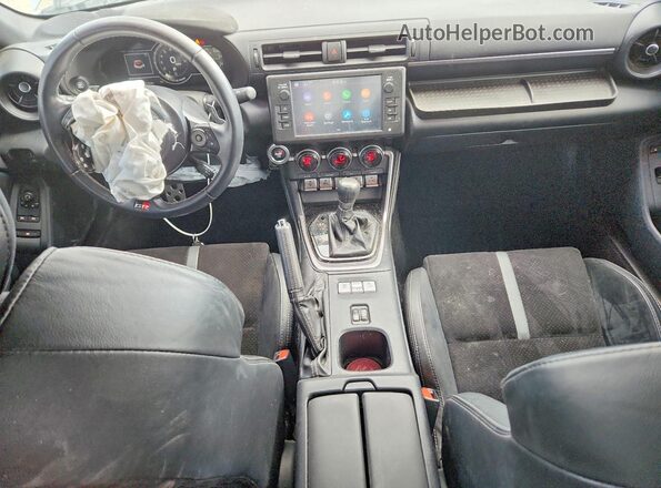 JF1ZNBF19P8761776 2023 TOYOTA GR Silver წინა პანელის ხედი