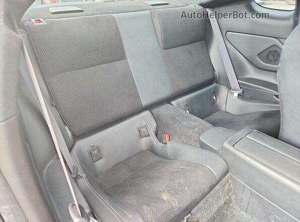 JF1ZNBF19P8761776 2023 TOYOTA GR Silver უკანა სავარძლების ხედი