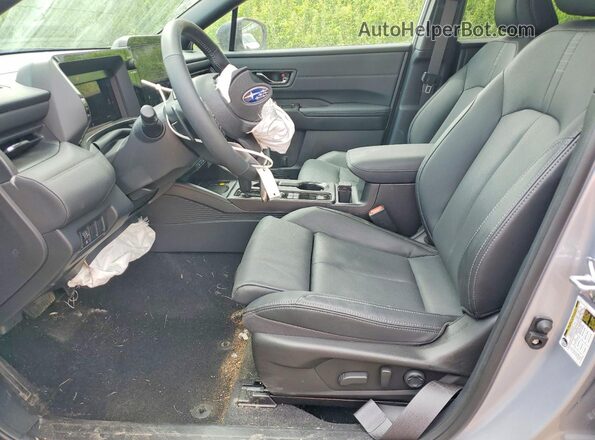 JF2BUPED0TY453124 2026 SUBARU OUTBACK Silver Вид салону спереду