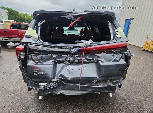 JF2BURJD3TY497085 2026 SUBARU OUTBACK Gray Rear view